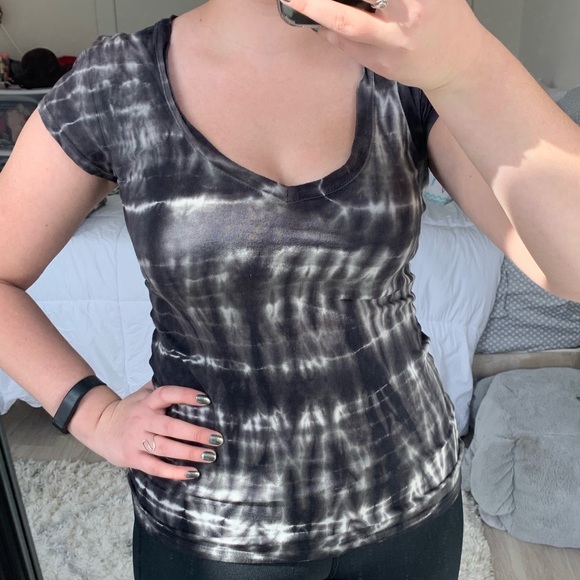 Tie Dye V Neck T-Shirt - Picture 3 of 8